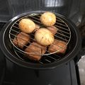 つの子's cooksnap of when they made 市販のベーコンで簡単燻製+ポテトサラダ.