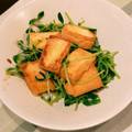 かにゃたろう's cooksnap of when they made 厚揚げと豆苗の胡麻ドレッシング炒め.
