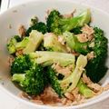 あきのすけ♪'s cooksnap of when they made ブロッコリーとツナのマヨ辛子和え.