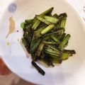 LuckyBerry's cooksnap of when they made カブの葉でごまゴマ炒め.