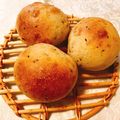 yesmama's cooksnap of when they made 蜂蜜と胡麻の食パン♪.