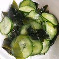 じゅーーーーん's cooksnap of when they made 超簡単！胡瓜とワカメの酢の物☆甘め子供に.