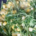 kumico124's cooksnap of when they made ☆簡単♪豆苗とコーンのバター醤油炒め☆.