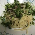 クック4L8UHQ☆'s cooksnap of when they made なすとピーマンの味噌パスタ.
