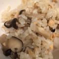 そらママ◡̈⃝︎'s cooksnap of when they made 簡単☆鮭ときのこのバター醤油炊き込みご飯.
