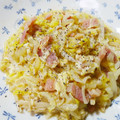 yasutonton's cooksnap of when they made カルボナーラ風　白菜とえのき炒め.