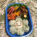 minch＊＊'s cooksnap of when they made お弁当に♪お花のひとくちおにぎり.