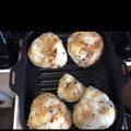 anreomama's cooksnap of when they made ラクックで簡単焼きおにぎり.