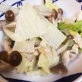 minimi30's cooksnap of when they made 白菜大量消費！鶏ももと白菜の炊いたん.