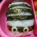 ちびゴン太's cooksnap of when they made キャラ弁✩簡単✩ダンゴムシさん弁当♪.