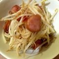 katze37's cooksnap of when they made ウインナーともやしのピリ辛炒め.