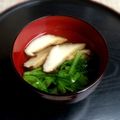 よこ耳ねこ's cooksnap of when they made 春菊としいたけのお吸いもの.