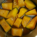 しーちゃん76's cooksnap of when they made ♡砂糖ナシ かぼちゃの煮物♡.