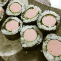☆Rokko☆'s cooksnap of when they made 魚肉ソーセージで、太巻き.