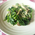 ﾛｸﾊﾗ's cooksnap of when they made ❀ほうれん草としめじのバター炒め❀.