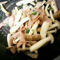SKB34's cooksnap of when they made きのこのバター醤油炒め★.