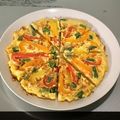 BORURU's cooksnap of when they made 彩り野菜の♪オープンオムレツ.