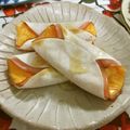 ☆Rokko☆'s cooksnap of when they made 餃子の皮でおつまみハムチーズ♪蜂蜜添えて.