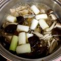 クックV00WDL☆'s cooksnap of when they made キノコと鶏肉の煮物.