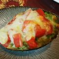 τомоко's cooksnap of when they made トースターで簡単。アボカドカップグラタン.