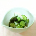 ｅｋ４'s cooksnap of when they made 胡瓜とワカメの爽やか酢の物♪.