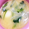 ひい◡̈♥︎'s cooksnap of when they made 里芋とほうれん草の味噌汁.