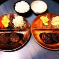 あづこさん's cooksnap of when they made びっくりドンキー風タレ付柔らかハンバーグ.