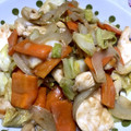 クック1ULO3W☆'s cooksnap of when they made 鶏むね肉と野菜のオイマヨ炒め.