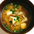 ＯＢＵ's cooksnap of when they made きのこダシが出て美味しい＊舞茸のお味噌汁.