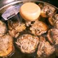 さとみっぽ's cooksnap of when they made 焦がし醤油で！チーズinしいたけの肉詰め.
