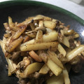 ae86_km's cooksnap of when they made ジャガイモとしめじのバター醤油炒め.