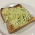 papikun's cooksnap of when they made 昆布茶とキャベツの簡単トースト♡朝食に♡.
