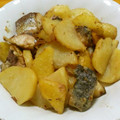 YOU1416's cooksnap of when they made ご飯進む！鯖とじゃがいもの味噌マヨ炒め.