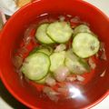 白いぐれーぷ's cooksnap of when they made きゅうりの冷たいお吸い物.