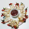 IzaberaRos's cooksnap of when they made 簡単！クリスマス☆餃子の皮でピザクレープ.