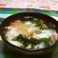 赤い電話's cooksnap of when they made 卵白とわかめの中華風スープ.