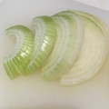 シングルアイシャドウ's cooksnap of when they made ご存知かも、甘さ倍増、新たまねぎの切り方.
