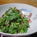 ダイナマイト漆黒's cooksnap of when they made 春菊と大根のサラダ.