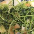 いずみはる's cooksnap of when they made はんぺんと豆苗のマヨバター炒め.