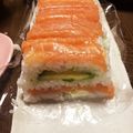 rinsworld's cooksnap of when they made ★簡単★サーモン♥アボカド♥チーズ寿司.