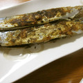 低カロ探検隊's cooksnap of when they made 頭と尾を落としフライパンでサンマの塩焼き.