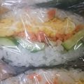 ❤3児ママ❤'s cooksnap of when they made 鮭フレークのおにぎらず.