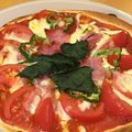 ChunChun☆≡'s cooksnap of when they made 生ハムと紫蘇とトマトのピッツァ♪.