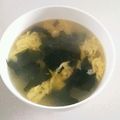 はるちっぱく's cooksnap of when they made わかめスープ.