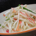yappyパクパク's cooksnap of when they made 添付のタレを使って　大根人参サラダ.