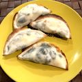 ひろむず's cooksnap of when they made 餃子の皮で黒豆包み。.