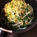 ☆ichika＊☆'s cooksnap of when they made 豆苗ともやしのシンプル塩炒め.