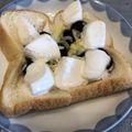 みのむしざえもん's cooksnap of when they made 黒豆の甘煮＊マシュマロ＊チーズトースト.