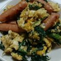 TaniYuri's cooksnap of when they made ポークビッツでスクランブルエッグ！.