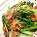 クックELZ1T0☆'s cooksnap of when they made 小松菜と豚肉と油揚げの味噌炒め.